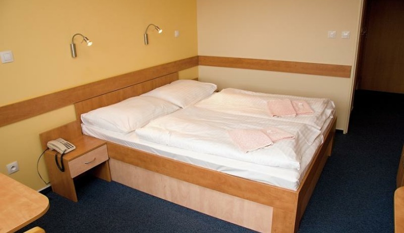 Beskydský hotel RELAX Rožnov pod Radhoštěm - Dvoulůžkový pokoj